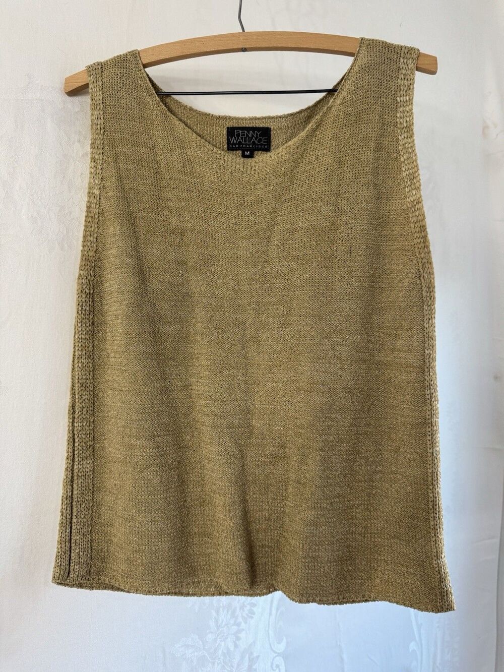Penny Wallace San Francisco Medium Tan Knit Sleeveless Blouse